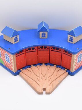 Imaginarium Wooden Railway Roundhouse & 5 Plastic Doors Thomas Compatible Shed